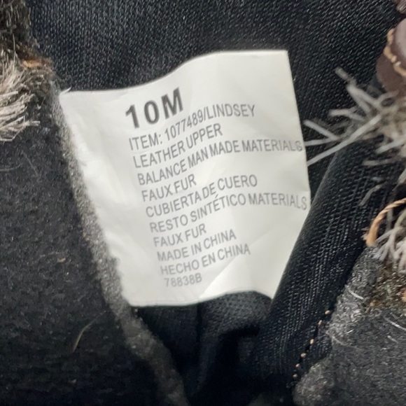 Khombu ladies faux fur topped suede ankle boots, size 10 - Picture 6 of 7